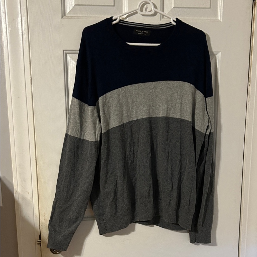 Banana Republic Navy and Gray Crewneck Sweater